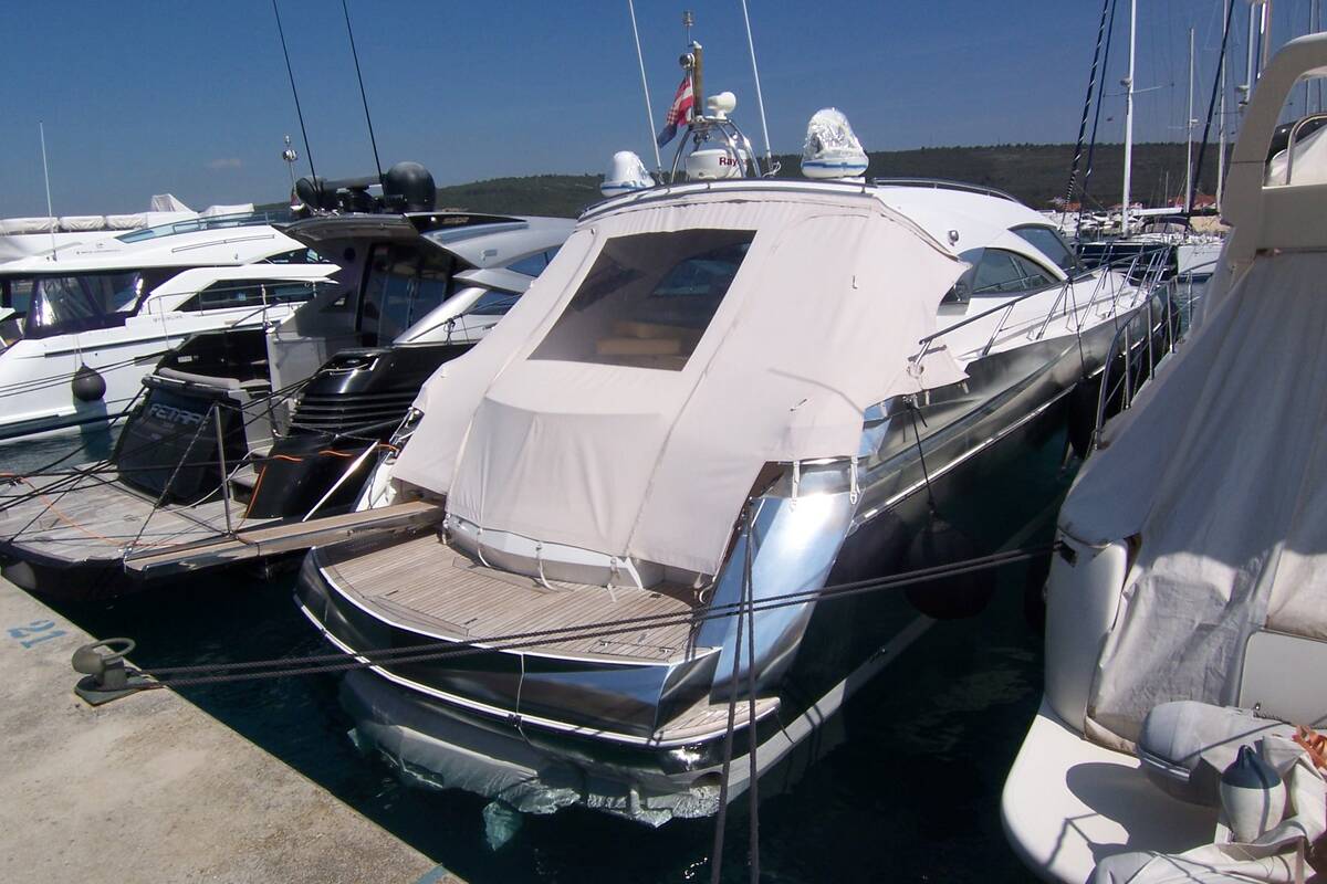 Экстерьер Sessa C52