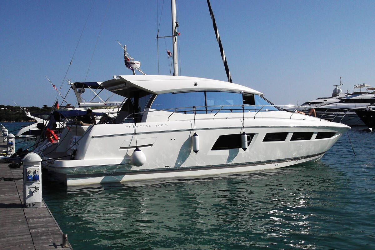 Экстерьер Prestige 500S - 2011