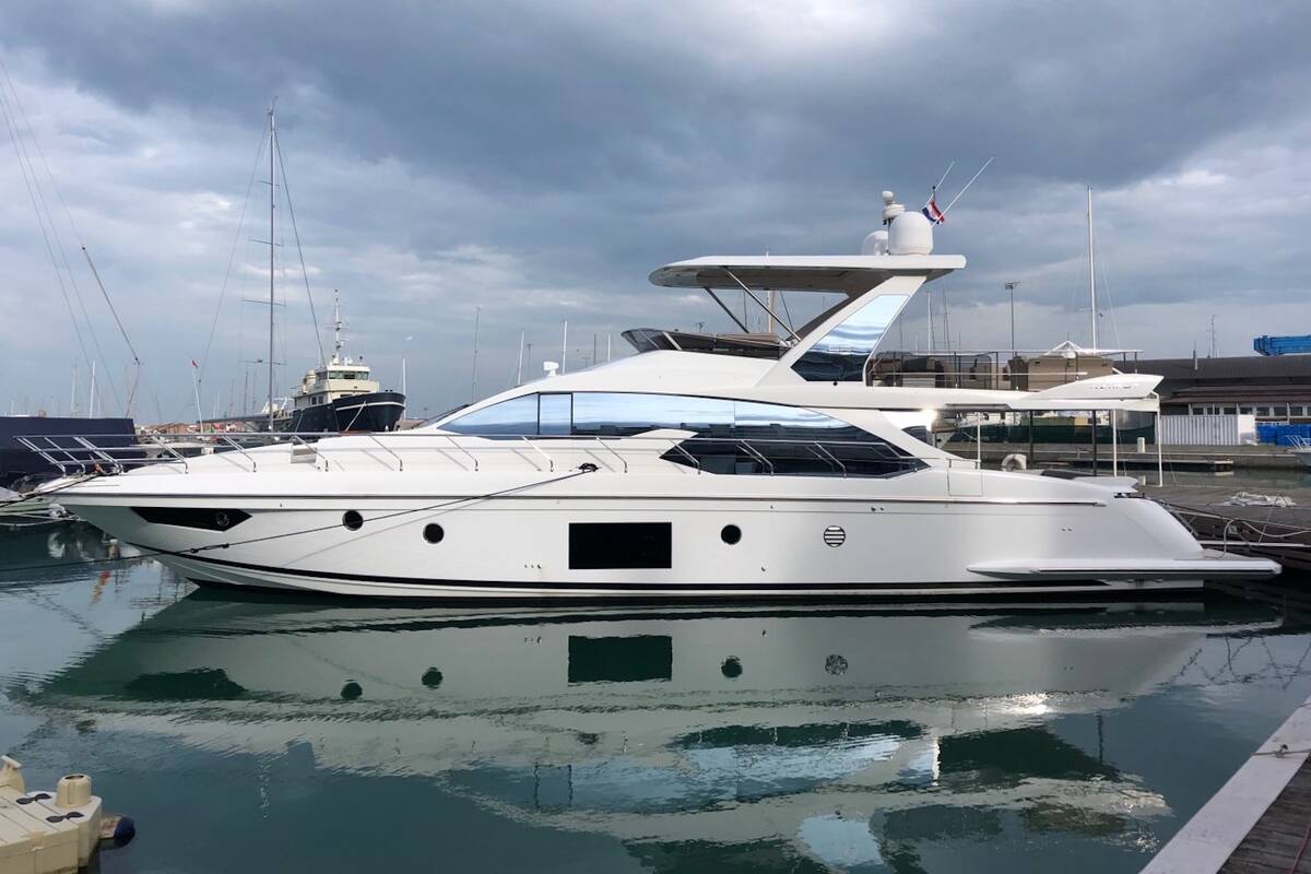 Экстерьер Azimut 66