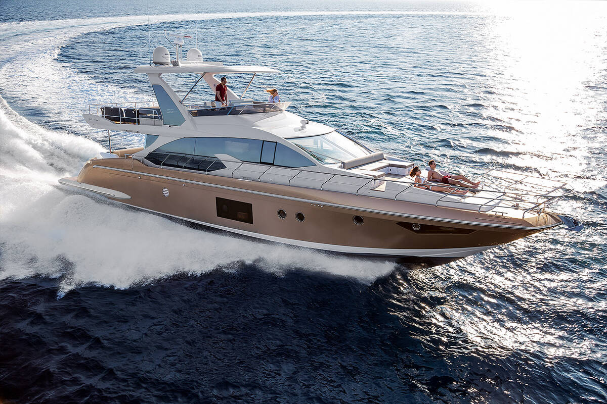 Экстерьер Azimut 66F