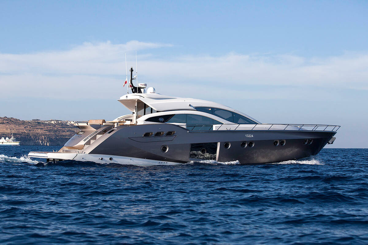 Экстерьер Sessa C68, 2011
