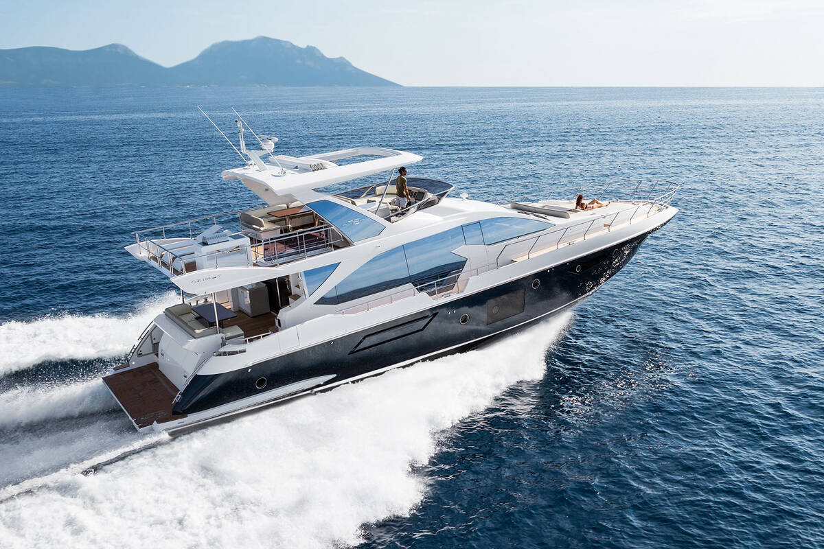 Экстерьер Azimut Fly 72