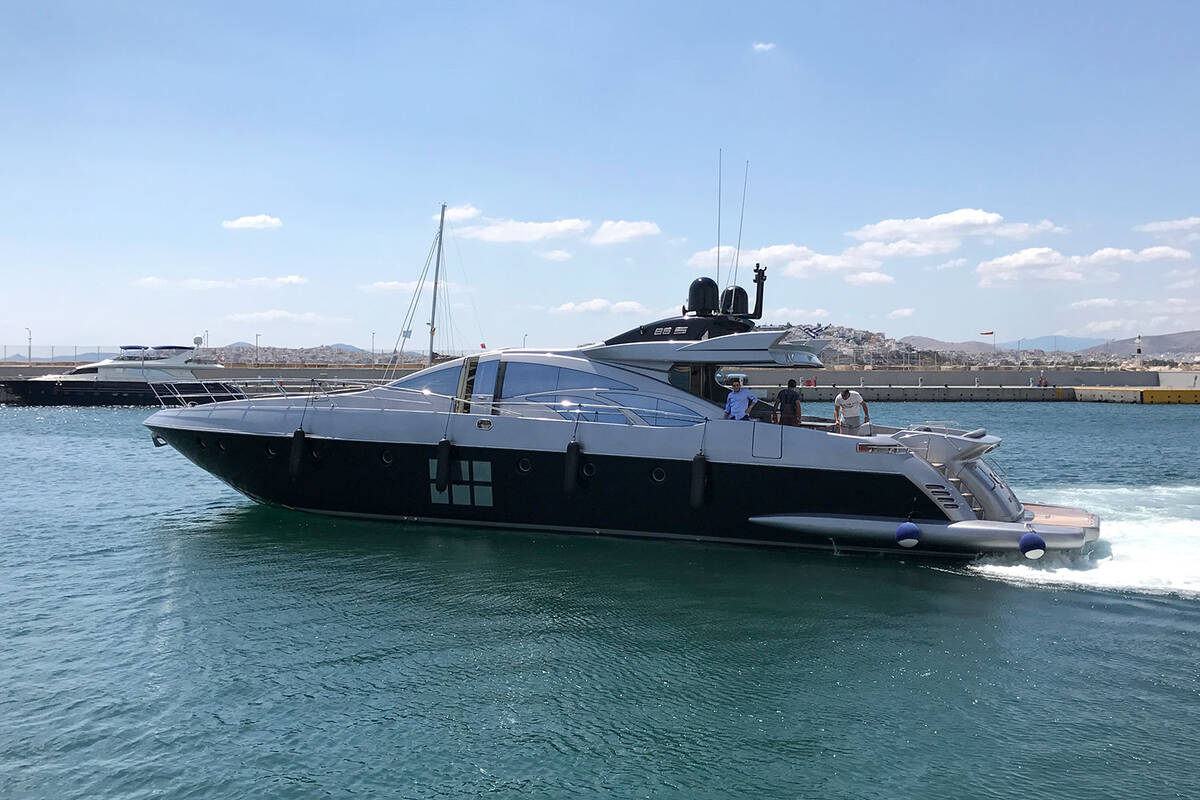 Экстерьер Azimut 86S