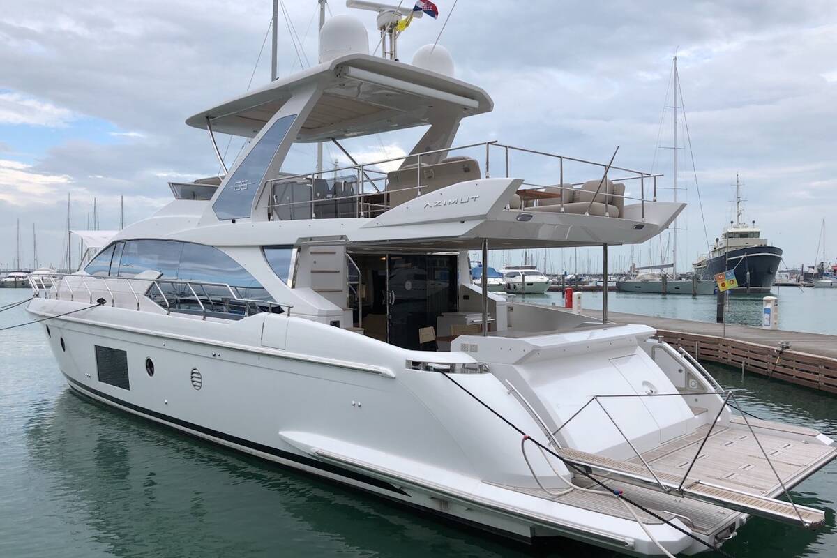 Экстерьер Azimut 66