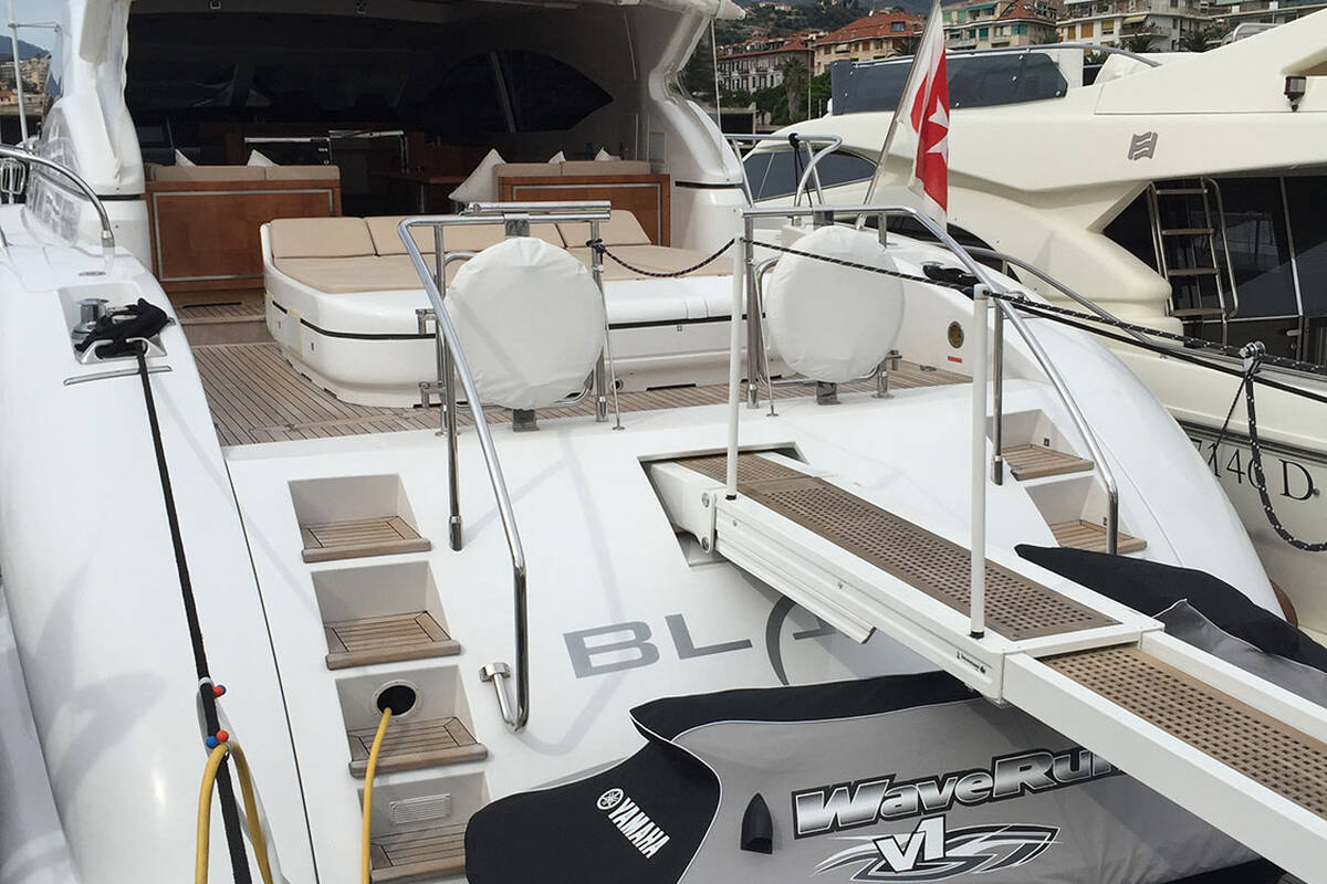 Mangusta 72 2008