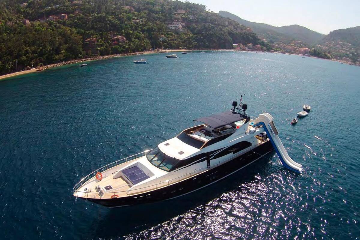 Экстерьер M/Y LADY AMANDA
