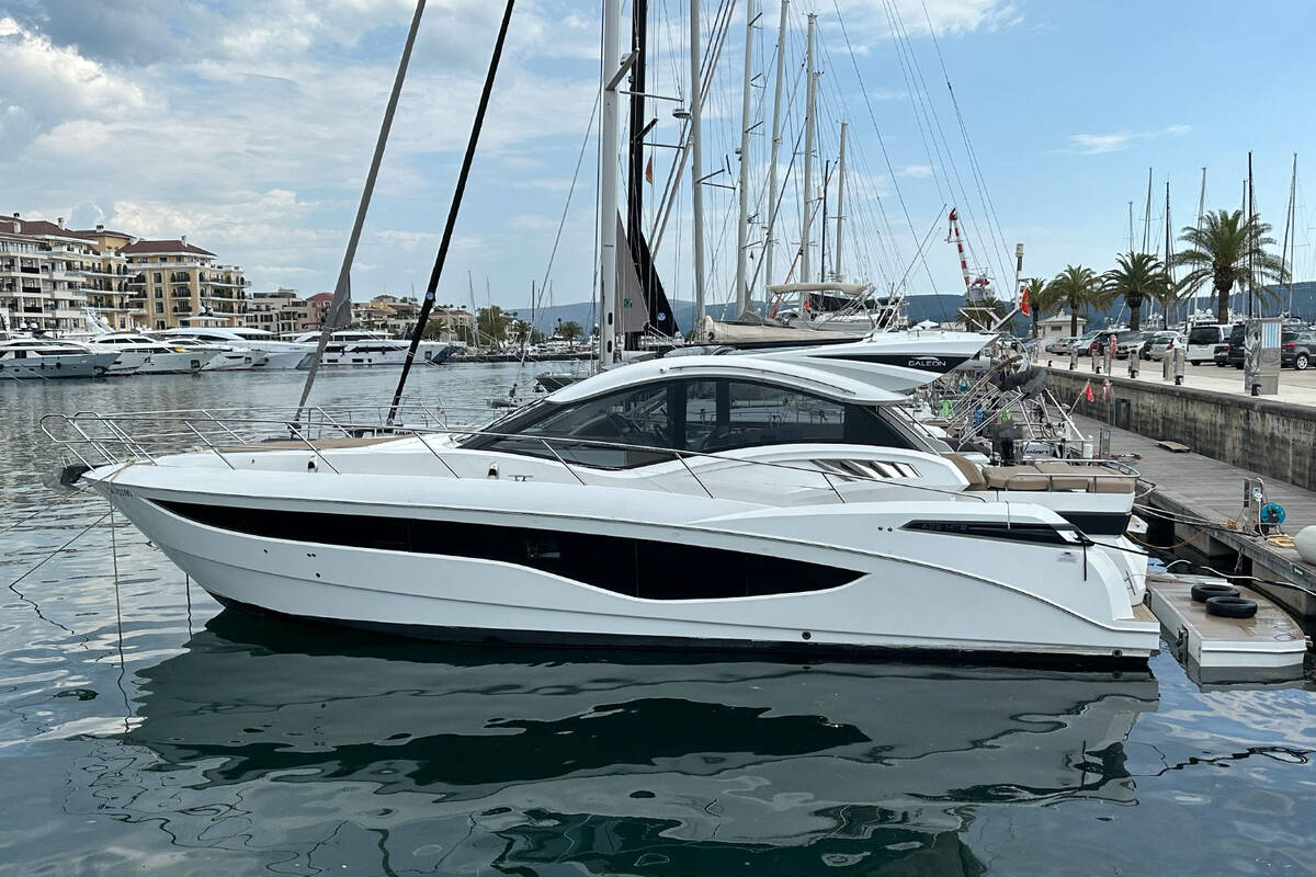 Galeon 485 
