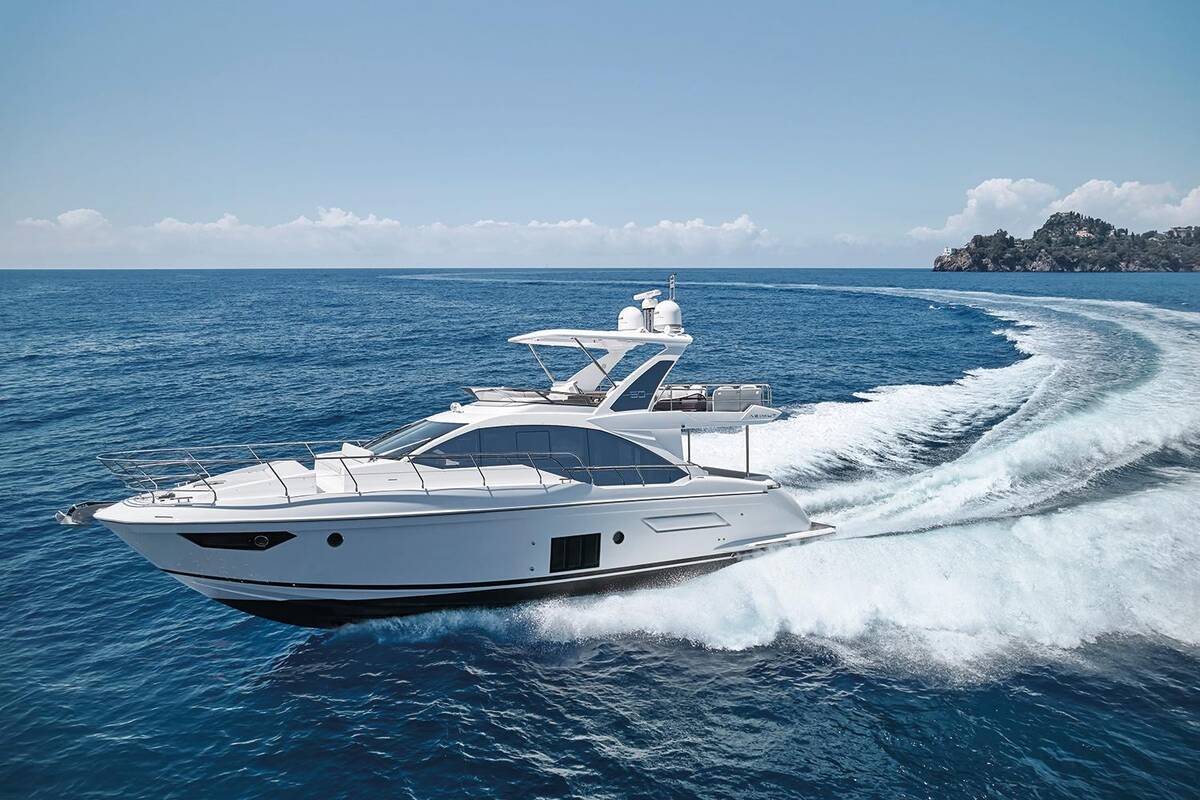 Экстерьер Azimut 50 Flybridge