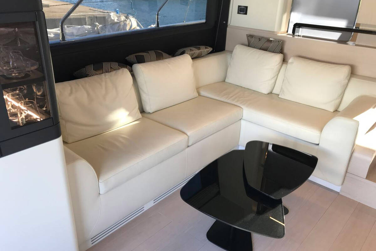 Azimut 66 2017