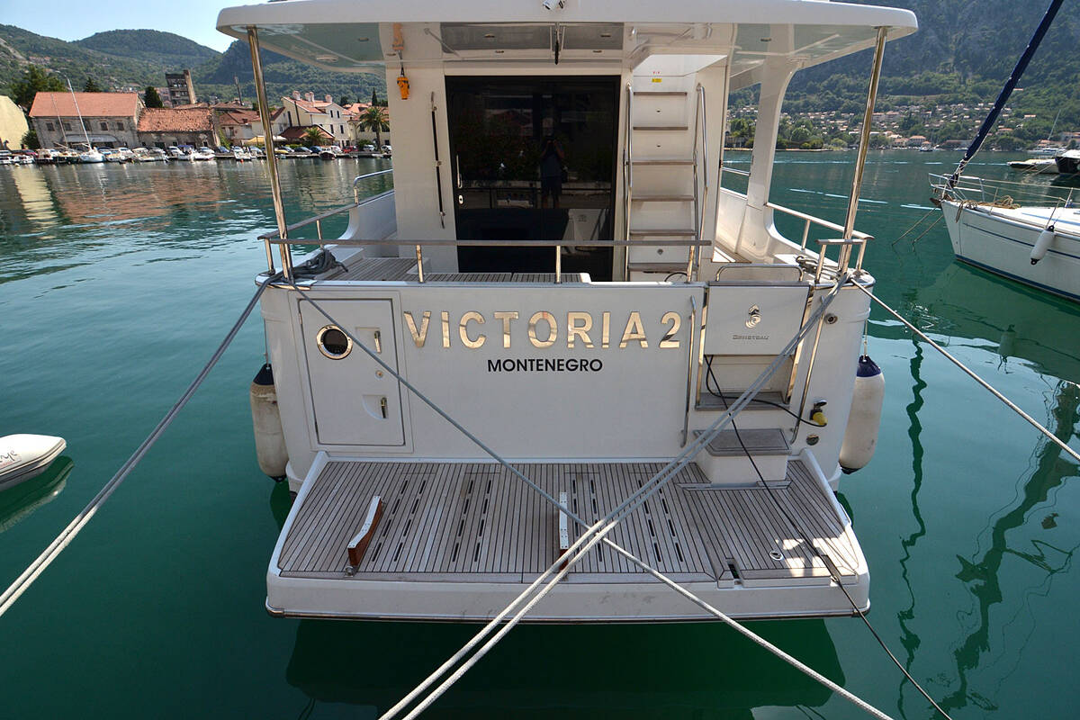 Экстерьер Beneteau Swift Trawler 50, 2014