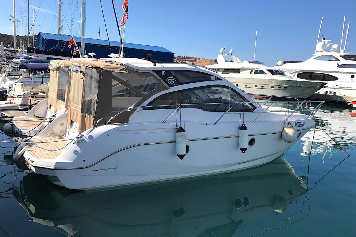 Экстерьер Sessa C32