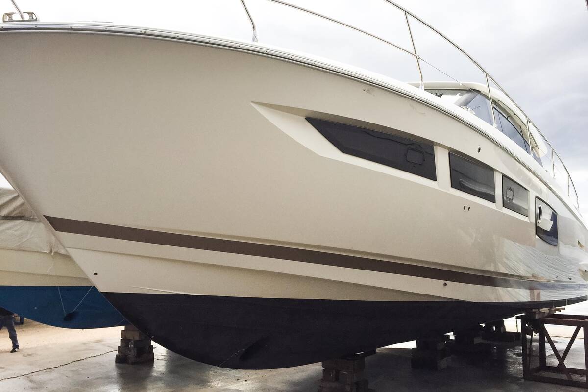 Экстерьер Prestige 500S - 2011