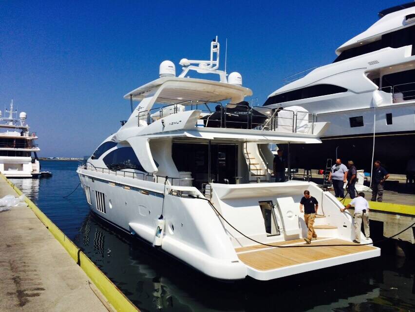 Экстерьер Azimut 84, 2015