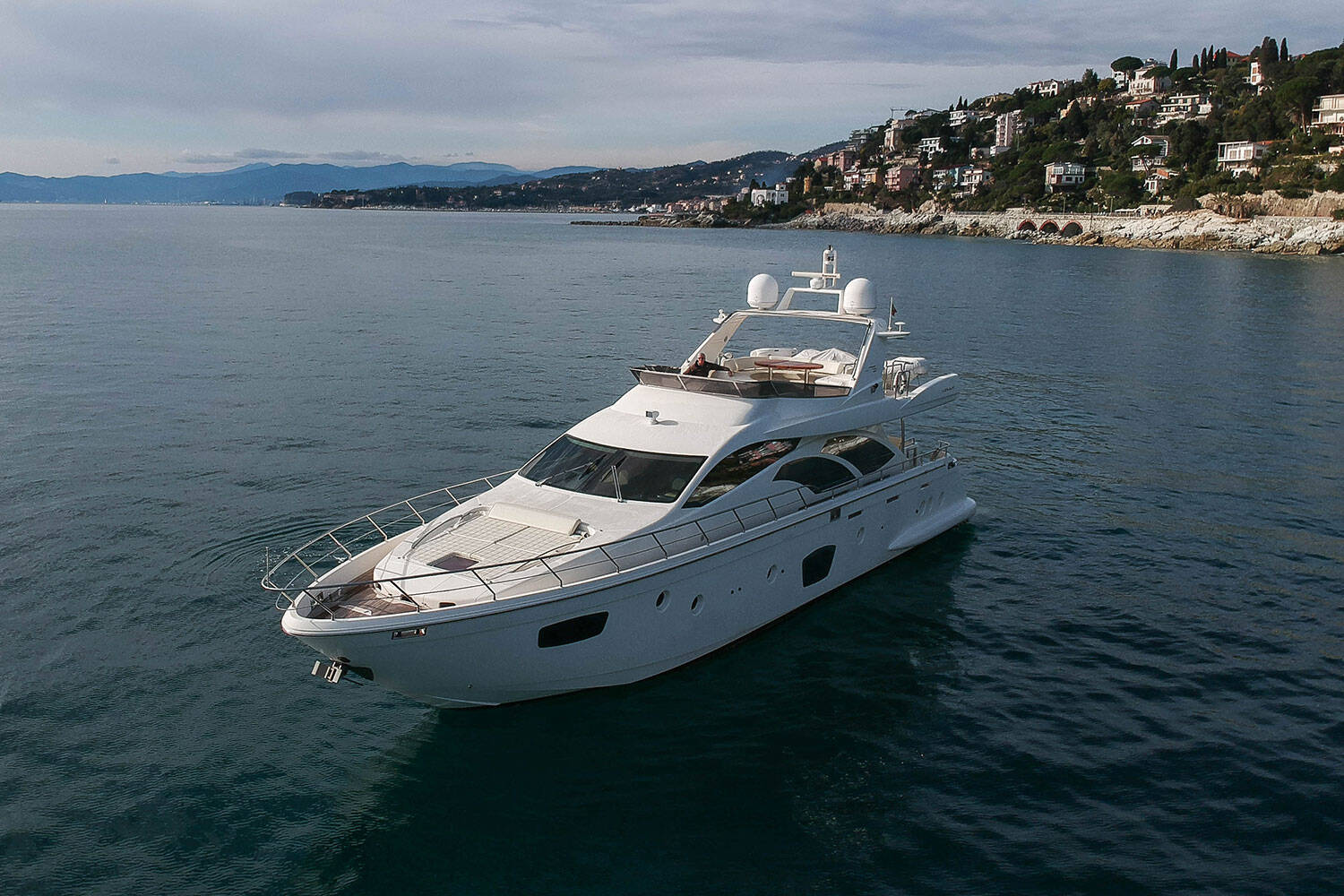 Azimut 75