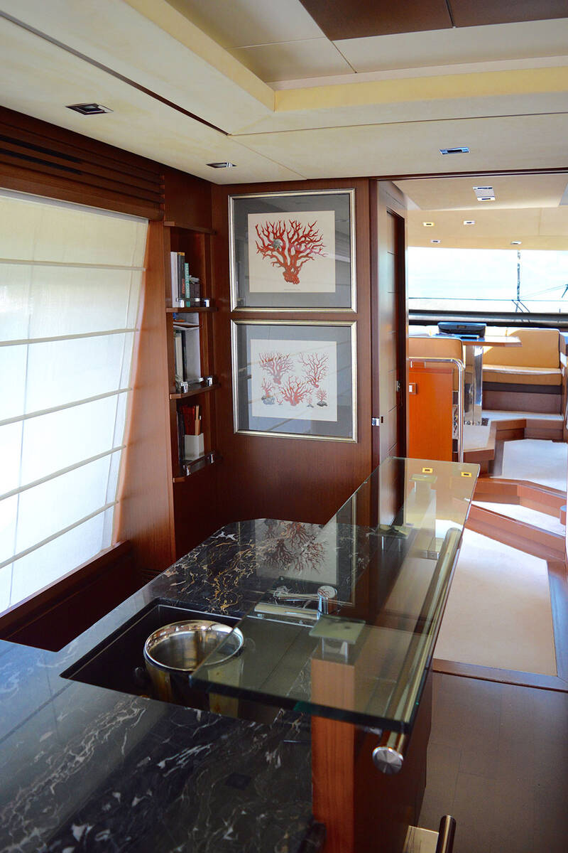 Azimut 95 JESTER - рефит 2017