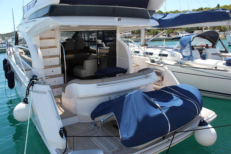 Экстерьер Princess 43 - 2014