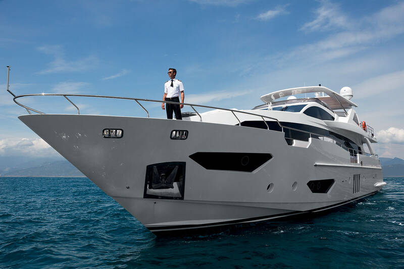 Экстерьер Azimut Grande 30METRI