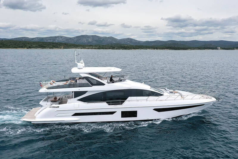 Экстерьер Azimut Grande 25 METRI M/Y "VIVA"