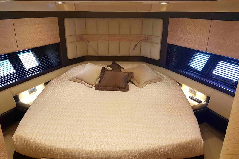 Azimut 64 2015
