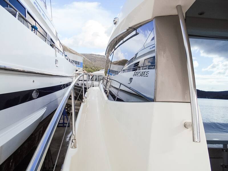 Экстерьер Prestige 500S - 2011