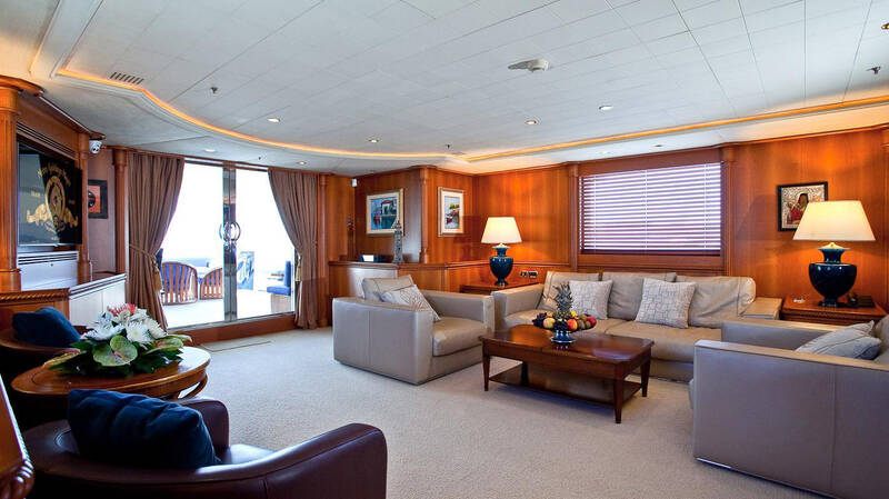 Rodriquez 38m M/Y APOLA