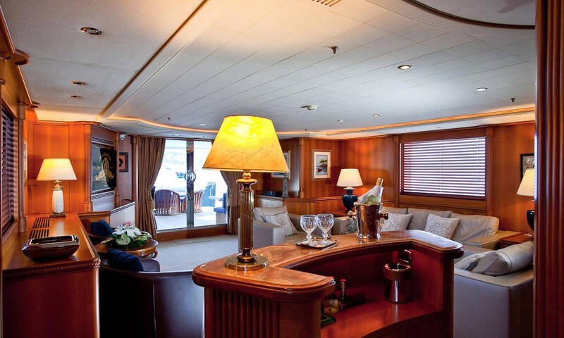 Rodriquez 38m M/Y APOLA